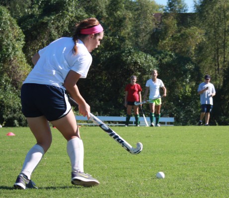 Seniors commit to play college field hockey