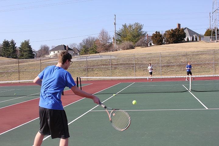 Photo+Gallery%3A+Boys+tennis+plays+to+determine+team+rankings