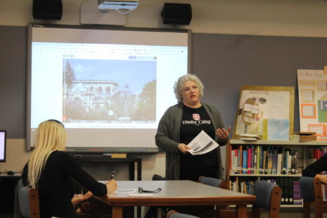 Della Thompson, french teacher, explains the future of going to Notre Dame at an informational meeting for the trip May 1. Thompson said Notre Dame has a strong connection to Paris and to France as a whole. “It’s one of those cultural landmarks that people associate with France and the city of Paris,” Thompson said. “A lot of people have heard so much about it and want to see it in person.”