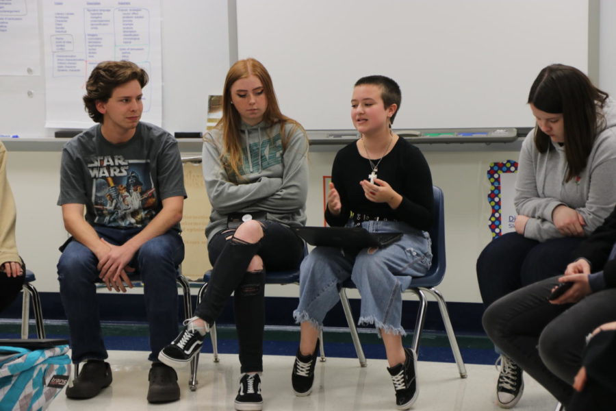 Izabel Cockrum, junior, leads a discussion with students on their experiences with sex education in the RSD. Laura Dorris, junior, sits left of Cockrum.