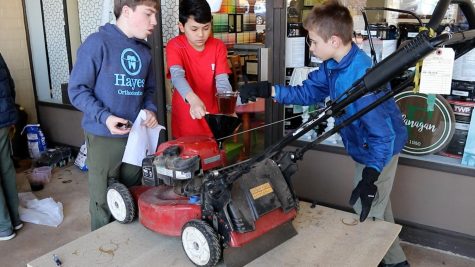 MHSNews | Boy Scouts Tune Up Lawnmowers