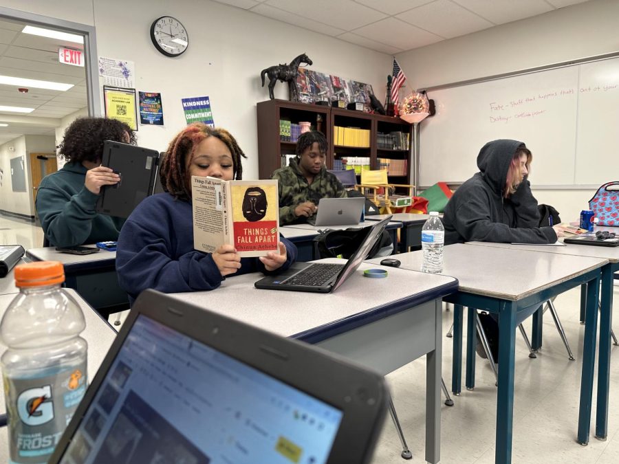 Students in the Black Literature class complete an assignment about a book written by a Black author. This class is similar to the AP African American Studies class now offered by College Board.