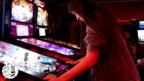 MHSNews | Competitive Pinball with Missouris State Champion: Haley Huber