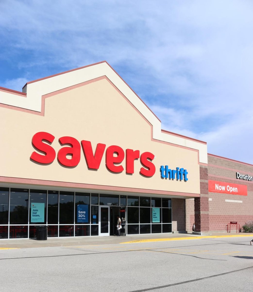 A new Savers opened on Manchester Road in Ballwin. The location is open from 10 a.m. to 7 p.m. on Sundays and 9 a.m. to 9 p.m. the rest of the week. 